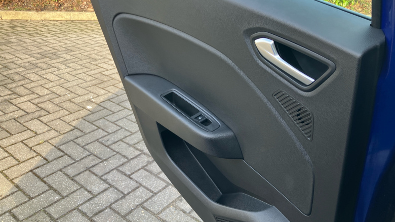 Renault Clio 1.0 TCe 90 Evolution 5dr Petrol Hatchback